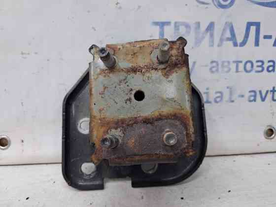 Кронштейн усилителя заднего бампера Nissan Qashqai J11 1.2 БЕНЗИН HRA2DDT 2013 прав. (б/у) Киев