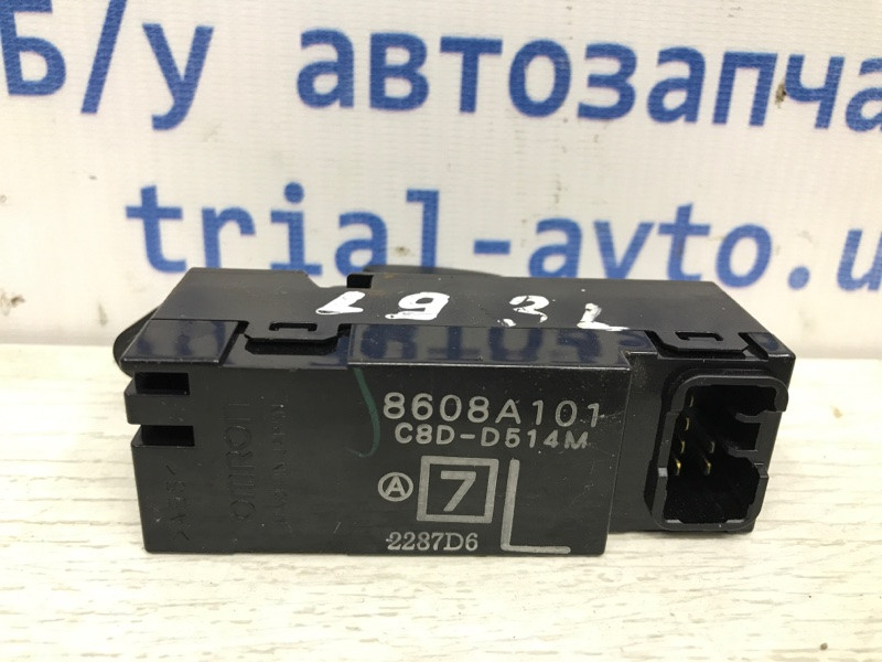 Кнопка стеклоподъемника Mitsubishi Lancer 9 1.6 БЕНЗИН 4G18 2003 (б/у) Киев - изображение 3