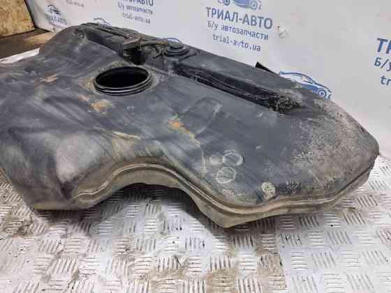 Бак топливный пластик Toyota Avensis T25 1.8 БЕНЗИН 1ZZFE 2002 (б/у) Киев