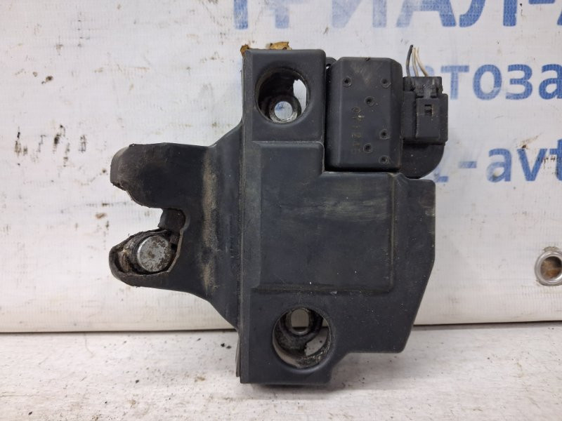 Замок крышки багажника Toyota Camry XV40 2.4 БЕНЗИН 2AZFE 2006 (б/у) Киев - изображение 1