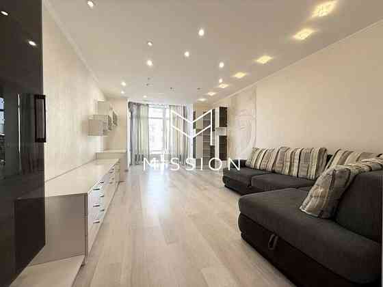 продажа 3-к квартира Киев, Голосеевский, 160000 $ Киев