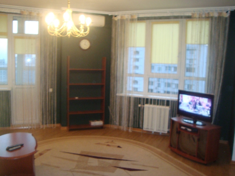 Двох кімнатна студіо в новому домі біля метро Позняки Киев - изображение 3