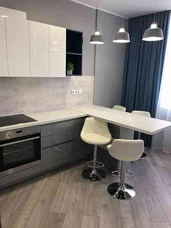 Продам 1-кімнатну квартиру в ЖК “Апельсин” Середньофонтанська Одеса