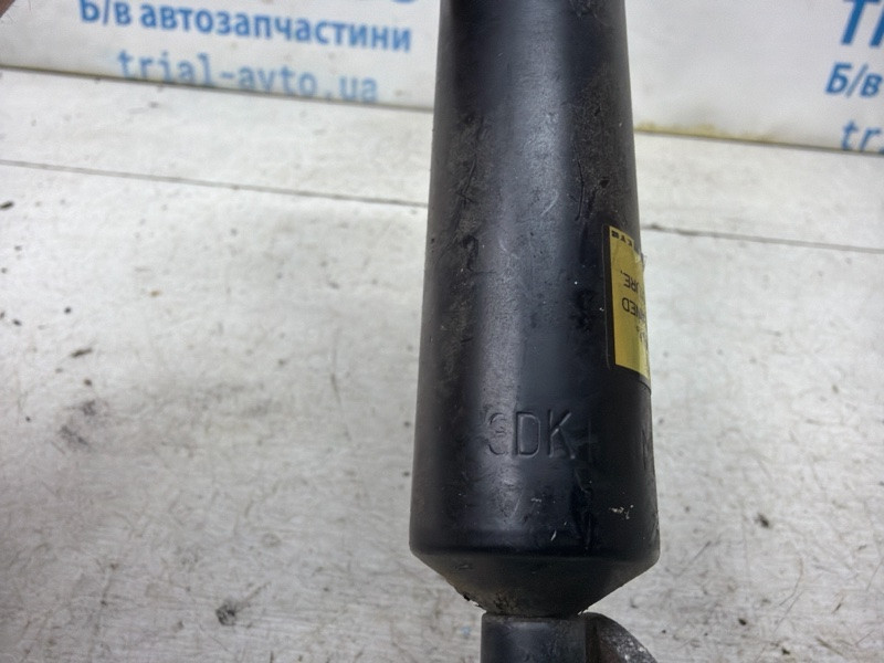 Амортизатор крышки багажника Mitsubishi Pajero Sport 1996-2008 MR526933 (Арт. 83791) Київ - зображення 3