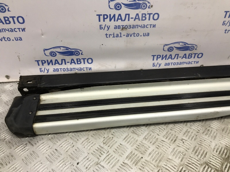 Підніжка Toyota Rav 4 A30 2.0 БЕНЗИН 1AZFE 2005 (б/у) Киев - изображение 2