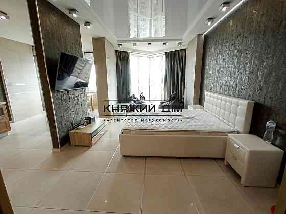 Оренда 1 кімн. студіо на Солом'янській у новому будинку м. Олімпійська № 11204175 Київ