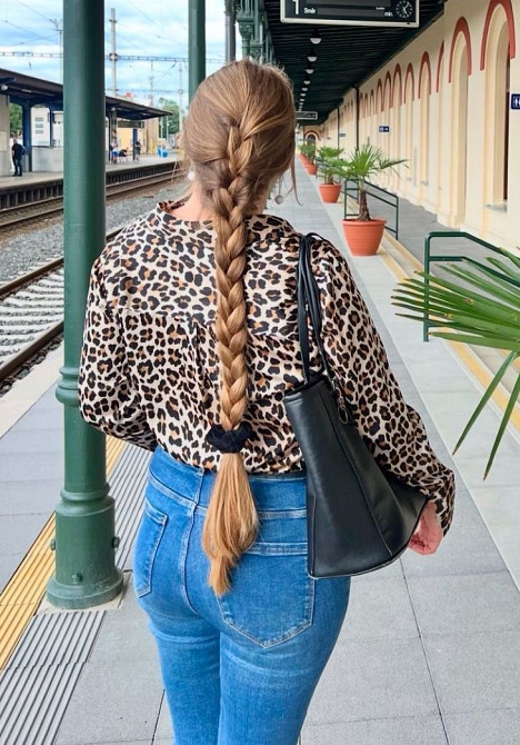 Куплю волосся у ДНІПРІ Дорого Кожна клієнтка отримує у ПОДАРУНОК професійну стрижку Тел.0633013356 Дніпро - зображення 1