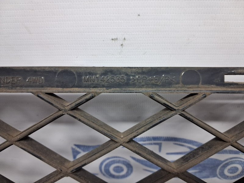 Решетка бампера центральная Mitsubishi L200 KB 2.5 DIESEL 4D56 2006 (б/у) Київ - зображення 5