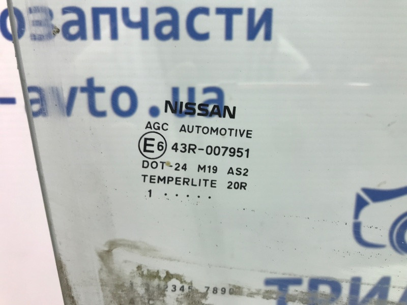 Стекло двери переднее правое Nissan Juke F15 1.6 TURBO MR16DDT 2010 (б/у) Киев - изображение 3