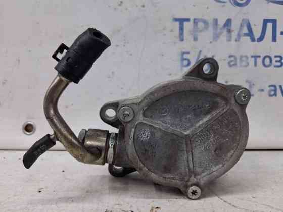 Насос вакуумный Mazda 3 2013-2019 SH0118G00A (Арт. 63810) Киев