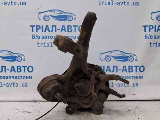 Цапфа задняя левая со ступицей Toyota Avensis T25 2.2 DIESEL 2ADFTV 2002 (б/у) Киев