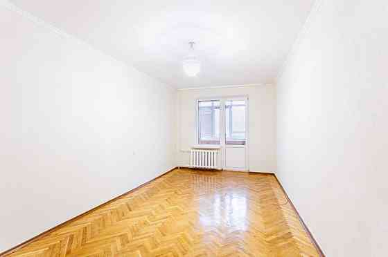 продажа 3-к квартира Киев, Печерский, 135000 $ Київ