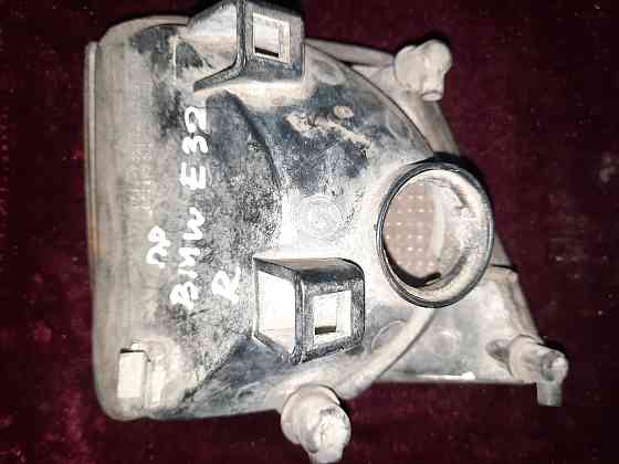 Указатель поворота поворотник БМВ 7 Е32 (BMW 7 E32) Правый Дніпро