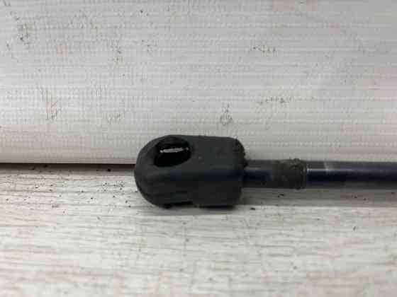 Амортизатор крышки багажника Hyundai I30 2011-2017 81780A6000 (Арт. 70400) Київ