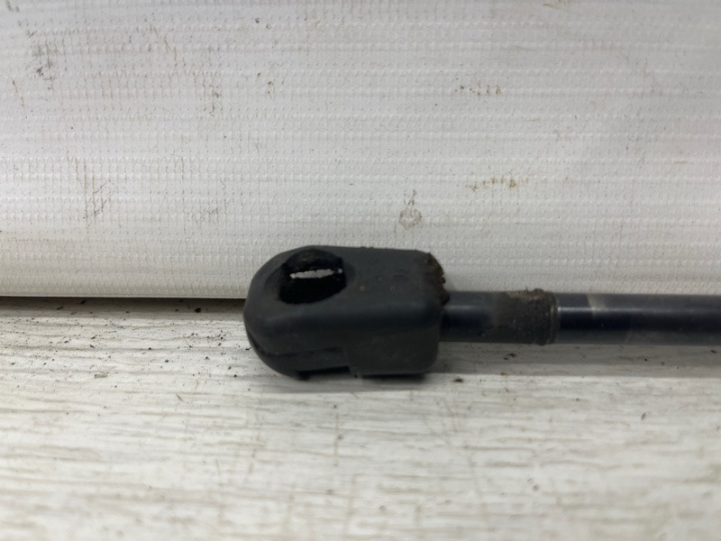 Амортизатор крышки багажника Hyundai I30 GD 1.6 DIESEL D4FB 2011 (б/у) Київ - зображення 3