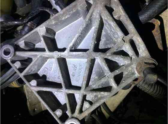 Б/у кронштейн КПП Renault Megane, Scenic, Kangoo, 7700832251, 8200205568 Кропивницький