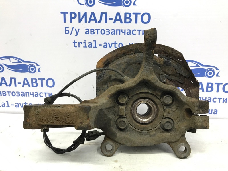 Кулак поворотный правый со ступицей Nissan Qashqai J10 2.0 БЕНЗИН MR20DE 2006 (б/у) Киев - изображение 1