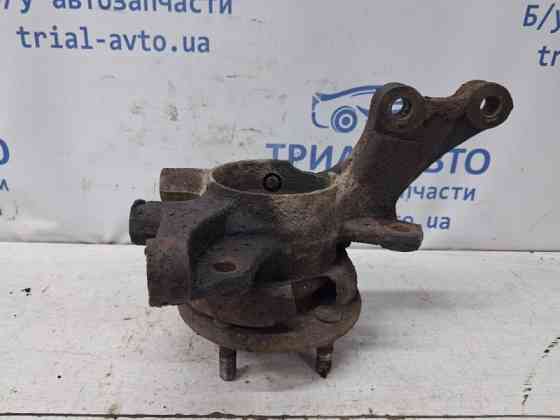 Кулак поворотный правый со ступицей Hyundai I30 FD 1.6 БЕНЗИН G4FC 2007 (б/у) Киев
