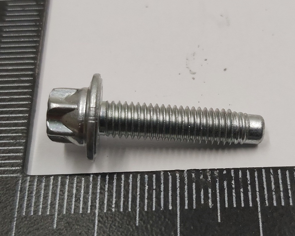 Болт M5x22,[88],ZN,MAT Tesla model 3 model Y 1112243-00-A Київ - зображення 1