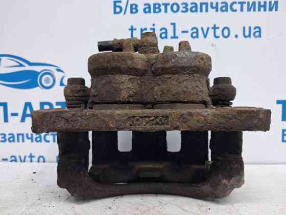 Суппорт передний правый Mitsubishi Pajero Wagon 3 3.2 ДИЗЕЛЬ 4M41 1999 (б/у) Київ