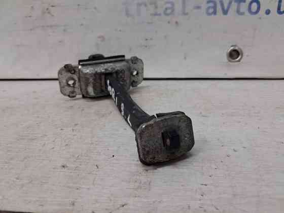 Ограничитель двери задний левый Kia Sorento BL 2.5 DIESEL D4CB 2002 (б/у) Киев