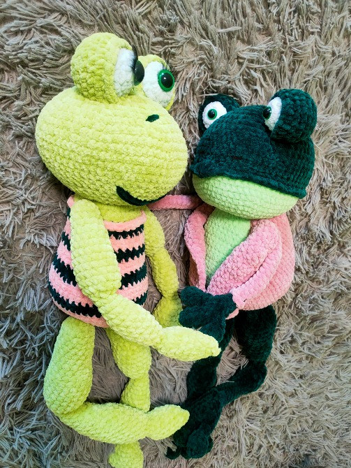Жабка весела зелена велика м'яка в'язана іграшка 52 см плюшева сувенір ручна робота hand made Нововолинськ - зображення 5