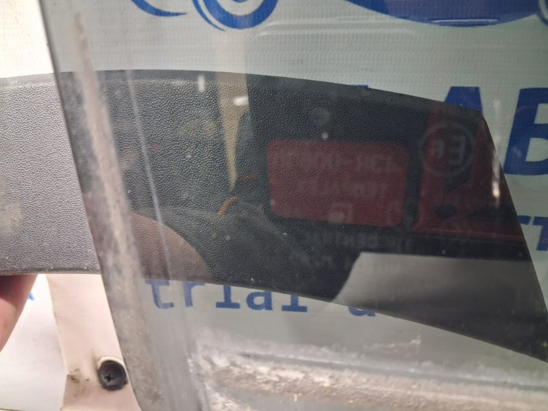 Стекло двери заднее правое Infiniti FX S50 3.5 БЕНЗИН VQ35DE 2002 (б/у) Киев - изображение 2