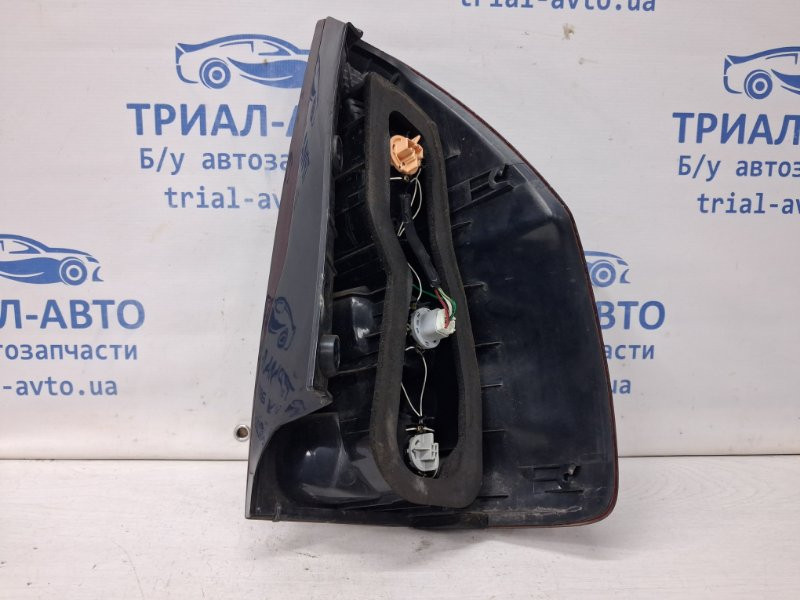 Фонарь задний внешний левый Toyota Prado J120 4.0 1GR-FE 2002 (б/у) Киев - изображение 5