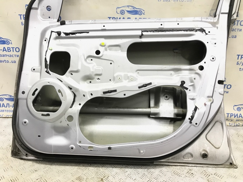 Дверь передняя правая Рестайлинг Mitsubishi Outlander XL 2.2 DIESEL 4N14 2007 (б/у) Киев - изображение 10