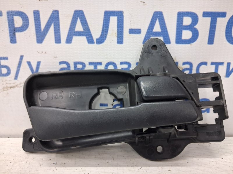 Ручка двери внутреняя задняя правая Hyundai I30 FD 1.6 DIESEL D4FB 2007 (б/у) Киев - изображение 1