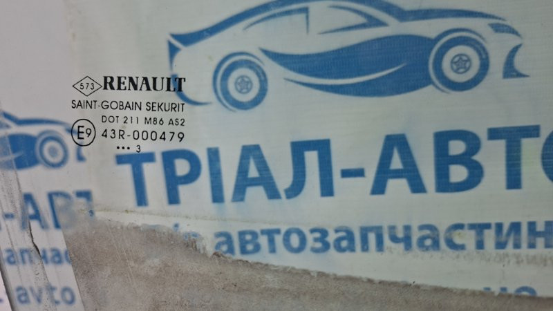 Стекло двери переднее правое Renault Megane 3 1.5 DIESEL K9K 2008 (б/у) Київ - зображення 3