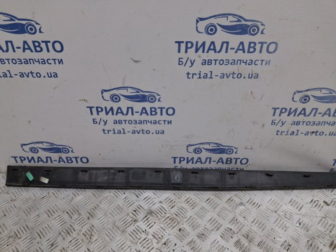 Накладка порога внешняя левая Dacia Duster HS 1.5 DIESEL K9K 2010 (б/у) Київ - зображення 5