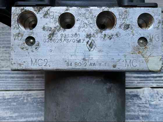 Б/у блок управления ABS Renault Megane Scénic 2, 8200038695, 0265231300, 0265800300 Кропивницький