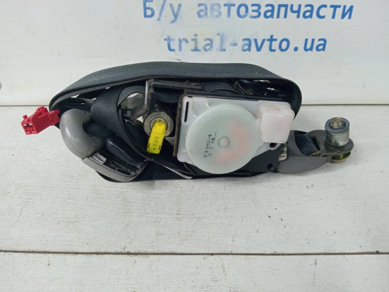 Ремень безопасности передний левый Mitsubishi Pajero Wagon 3 3.2 ДИЗЕЛЬ 4M41 1999 (б/у) Киев - изображение 1