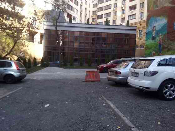 СДАМ ОФИСНОЕ ЗДАНИЕ ЦЕНТР! Київ