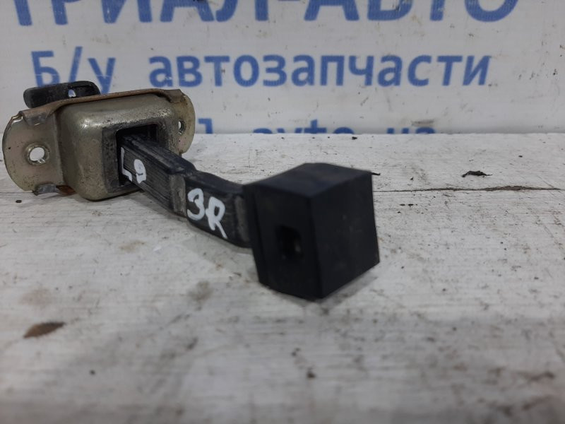 Ограничитель двери задний правый Mitsubishi Lancer 9 1.6 БЕНЗИН 4G18 2003 (б/у) Киев - изображение 3