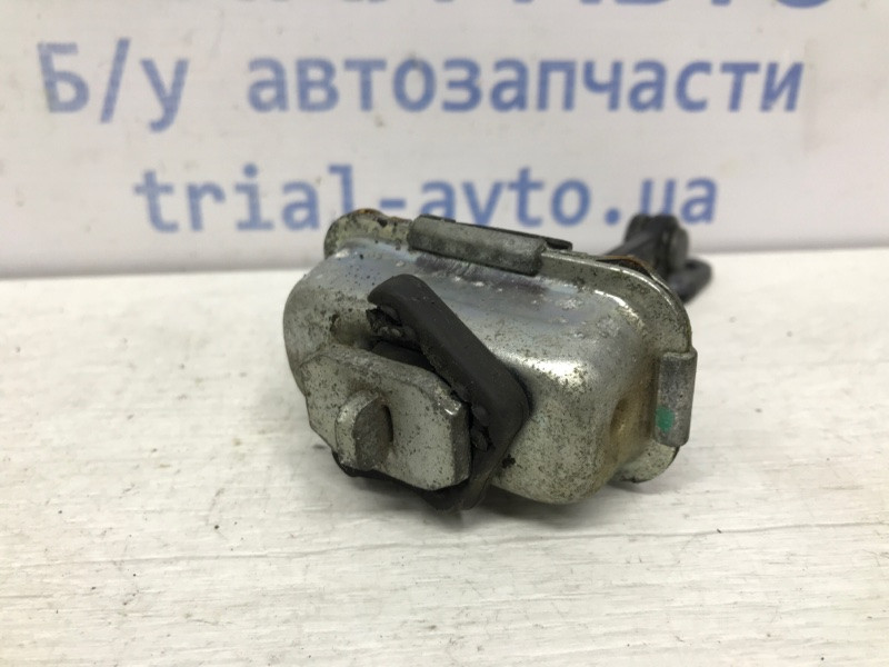 Ограничитель двери передний правый SsangYong Korando C200 2.0 DIESEL 2010 (б/у) Київ - зображення 2