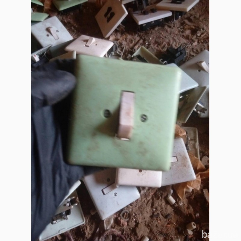 Выключатели закрытой проводки, одинарные, бытовые, -680шт. Харків - зображення 4