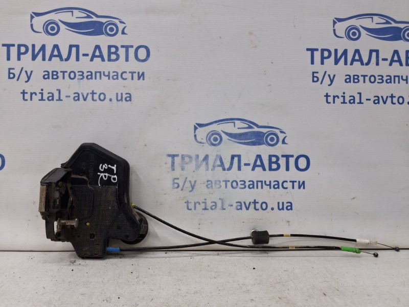 Замок двери задний правый Toyota Prado J120 3.0 DIESEL 1KDFTV 2002 (б/у) Киев - изображение 1