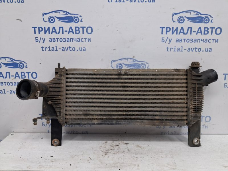 Радиатор интеркуллера Nissan Navara D40 2.5 DIESEL YD25DDTI 2004 (б/у) Киев - изображение 1