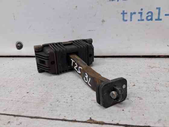 Ограничитель двери задний левый Toyota Avensis 2002-2010 6863005040 (Арт. 71280) Київ