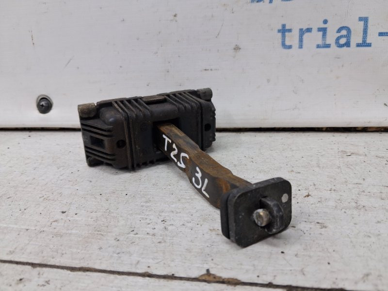Ограничитель двери задний левый Toyota Avensis T25 2.2 DIESEL 2ADFTV 2002 (б/у) Київ - зображення 2