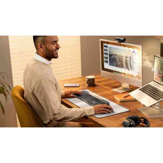 Клавиатура компьютерная безпроводная Logitech Slim Solar+ for Business Wireless/Bluetooth Graphite L Киев