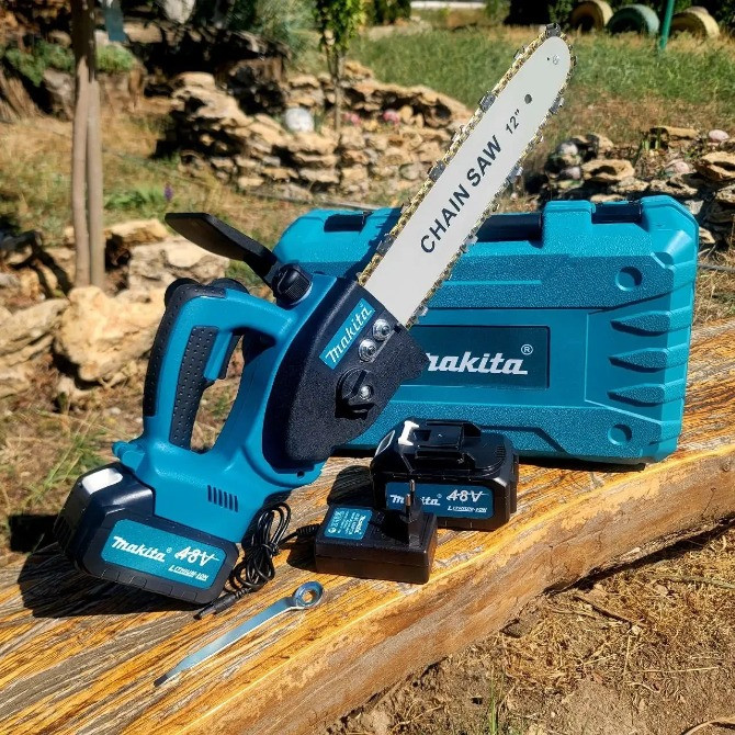 Акумуляторна ланцюгова пилка Makita 48V з масляним баком шина 30см на 2 акумулятори Одесса - изображение 5