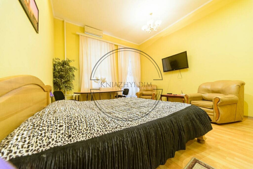 Оренда роздільної 2-х кімнатної квартири в самому центрі Києва Майдан Незалежності. № 11200413 Киев - изображение 1