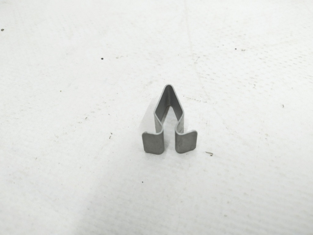 Клипса облицовки двери задней 4.8x15 HOLE,6.5x15 Tesla model X 1062986-00-A Київ - зображення 3