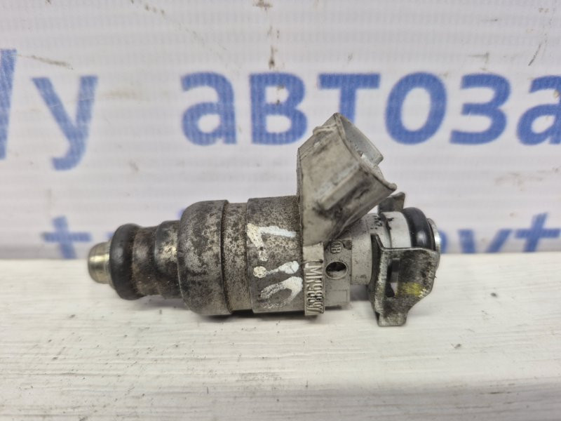Форсунка топливная Mitsubishi Lancer 2007-2017 MR988977 (Арт. 50796) Киев - изображение 1
