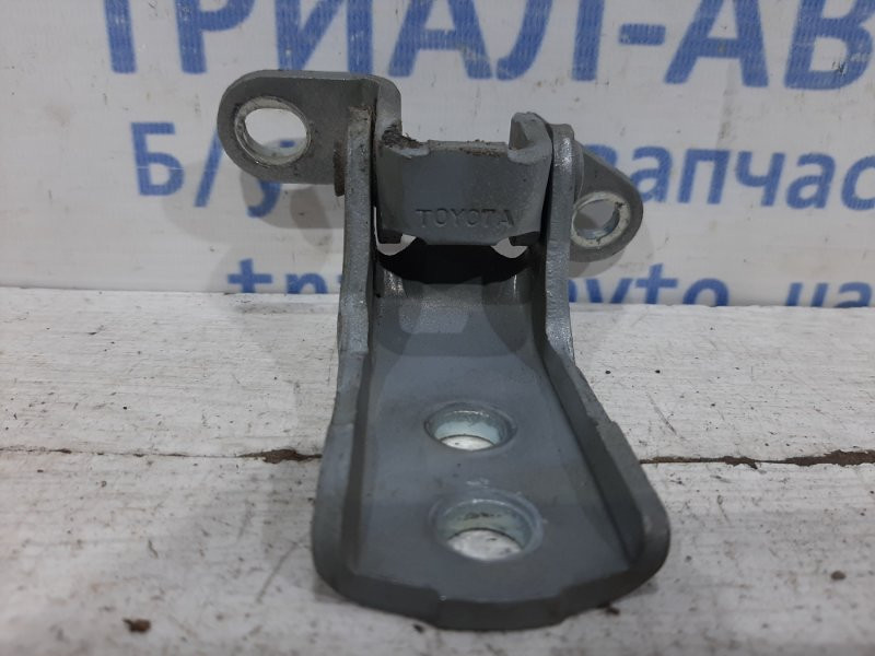 Петля двери передней правой верхняя Toyota Avensis 2002-2010 687100D010 (Арт. 26521) Киев - изображение 3