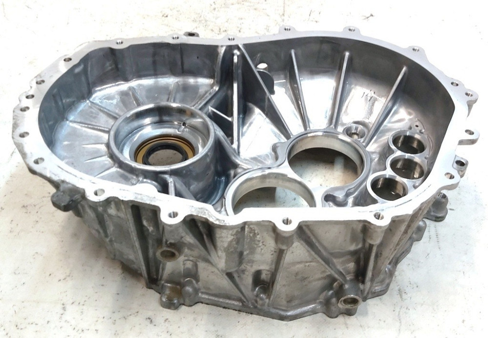 Корпус картера редуктора мотора заднего MOSFET со стороны статора Tesla model 3 1120980-00-F Киев - изображение 5