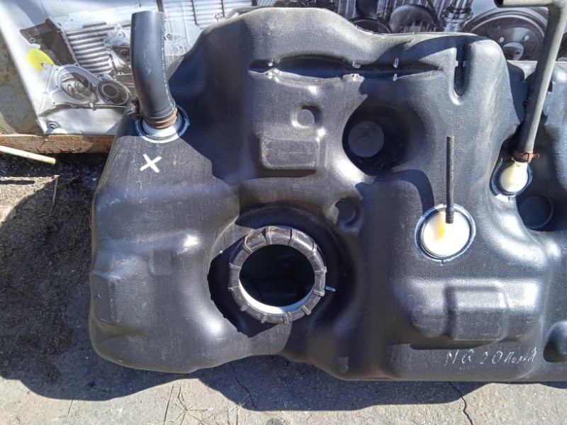Бак топливный пластик Nissan Qashqai J10 2.0 БЕНЗИН MR20DE 2006 (б/у) Київ - зображення 2